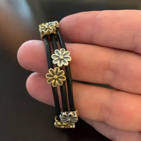 Two bracelets - Picture 2 of 2